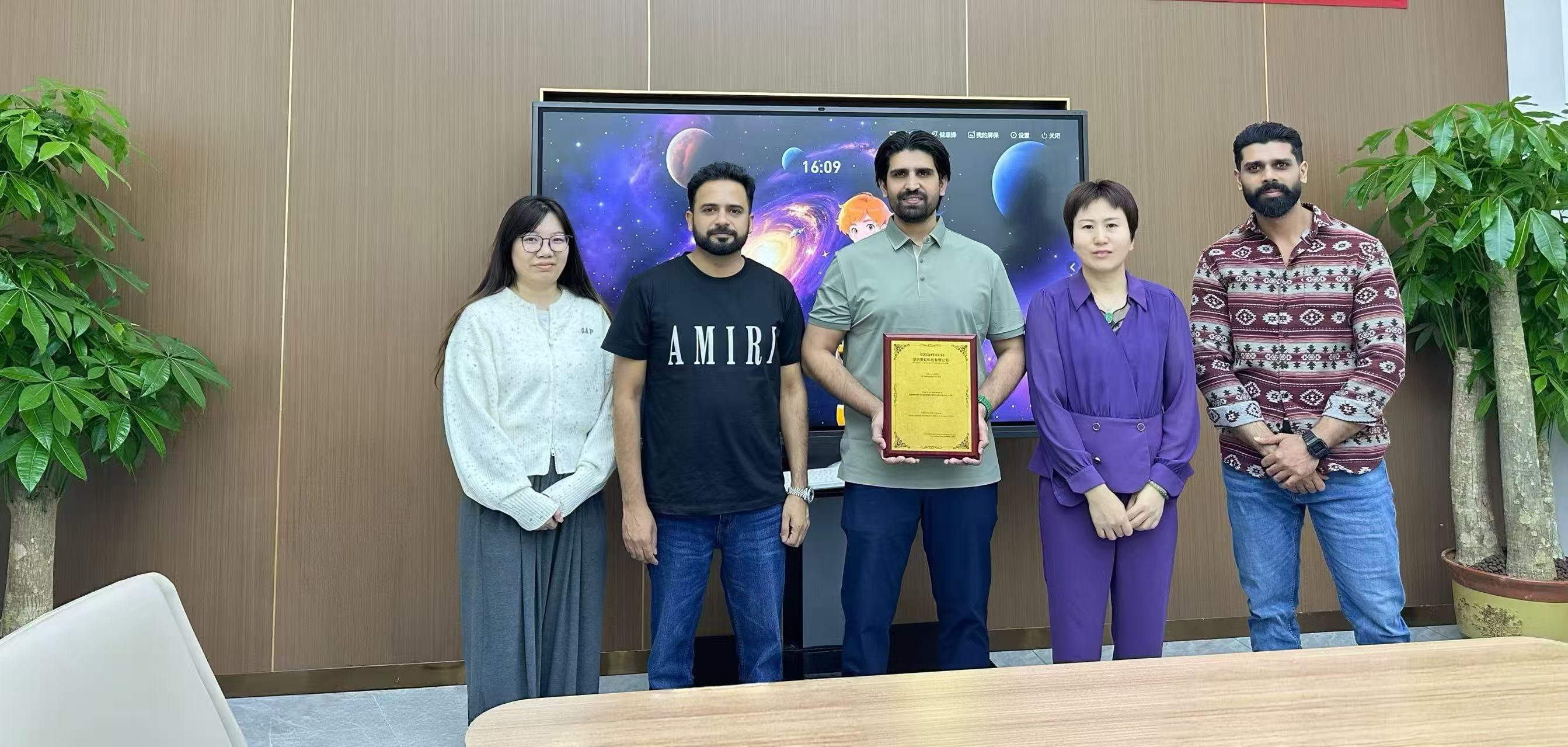 1763628202702904.jpg 3.jpg